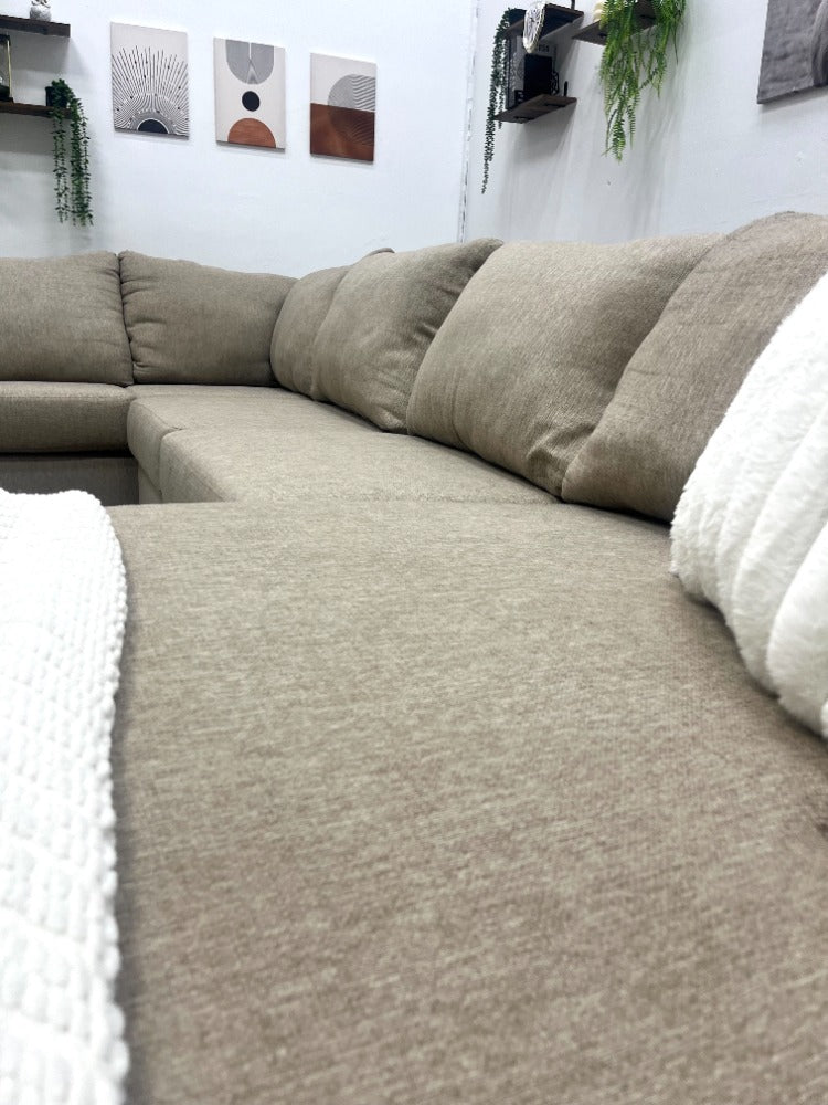 Preowned Cream Sectional Couch