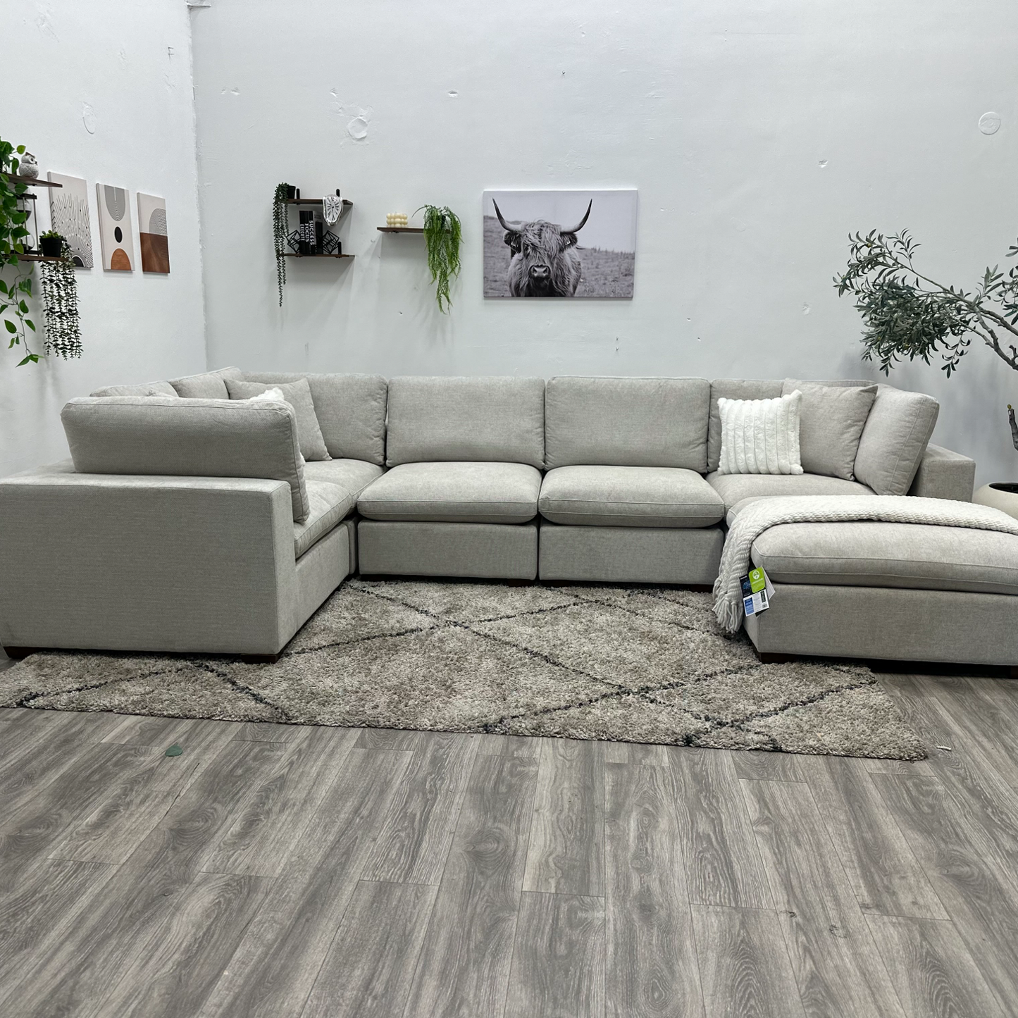 Lowell 6 Piece Light Gray Sectional