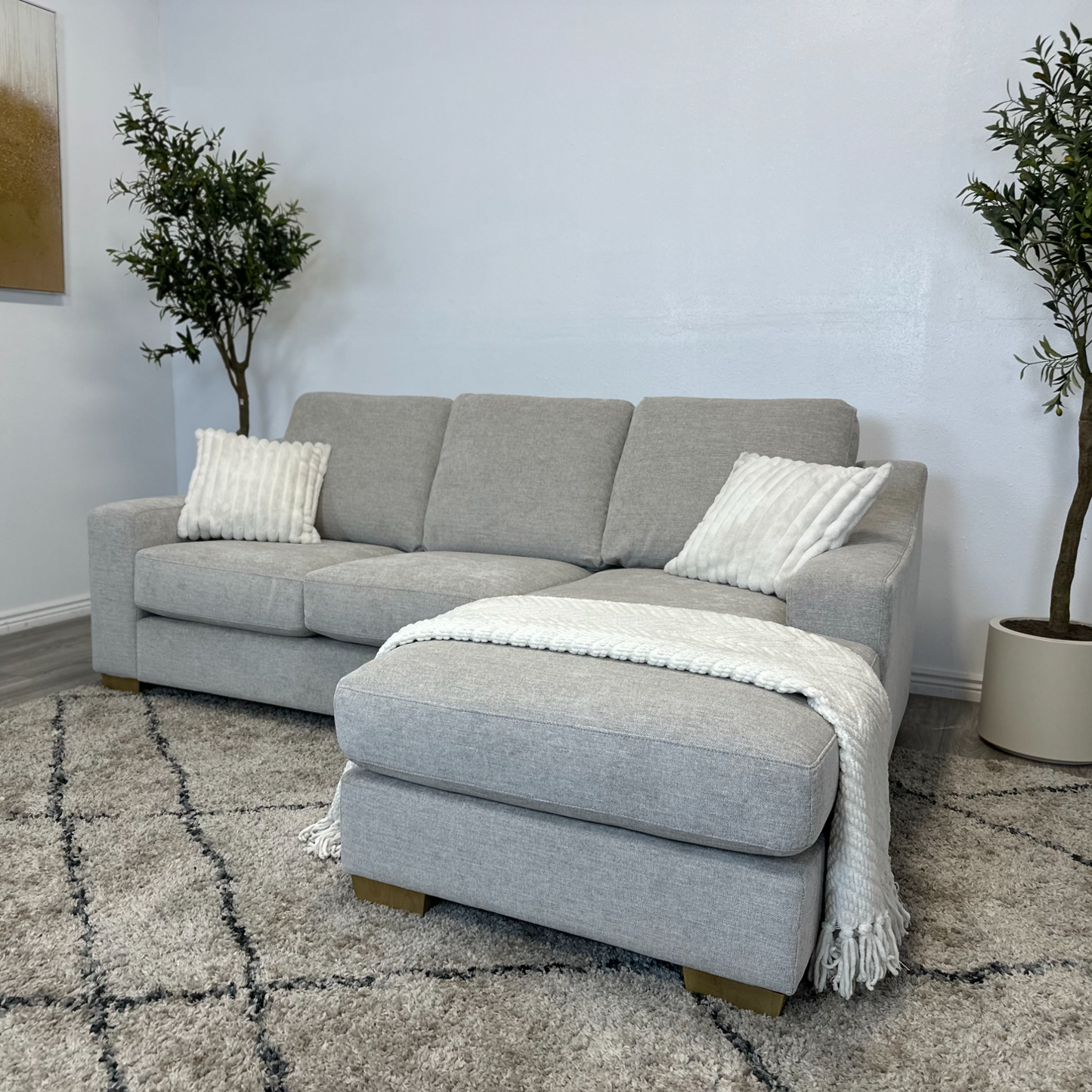 Thomasville Dillard Sectional Couch