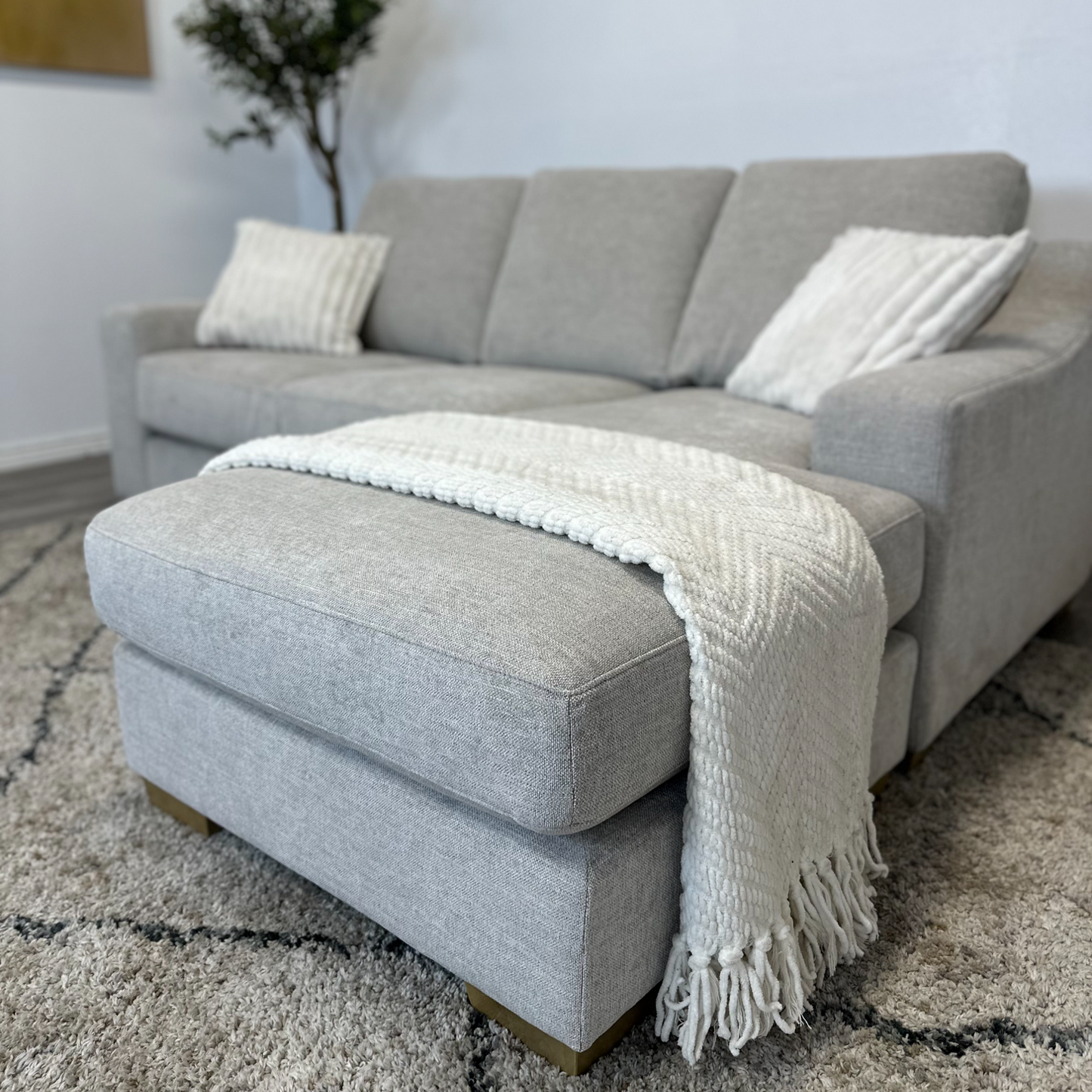 Thomasville Dillard Sectional Couch