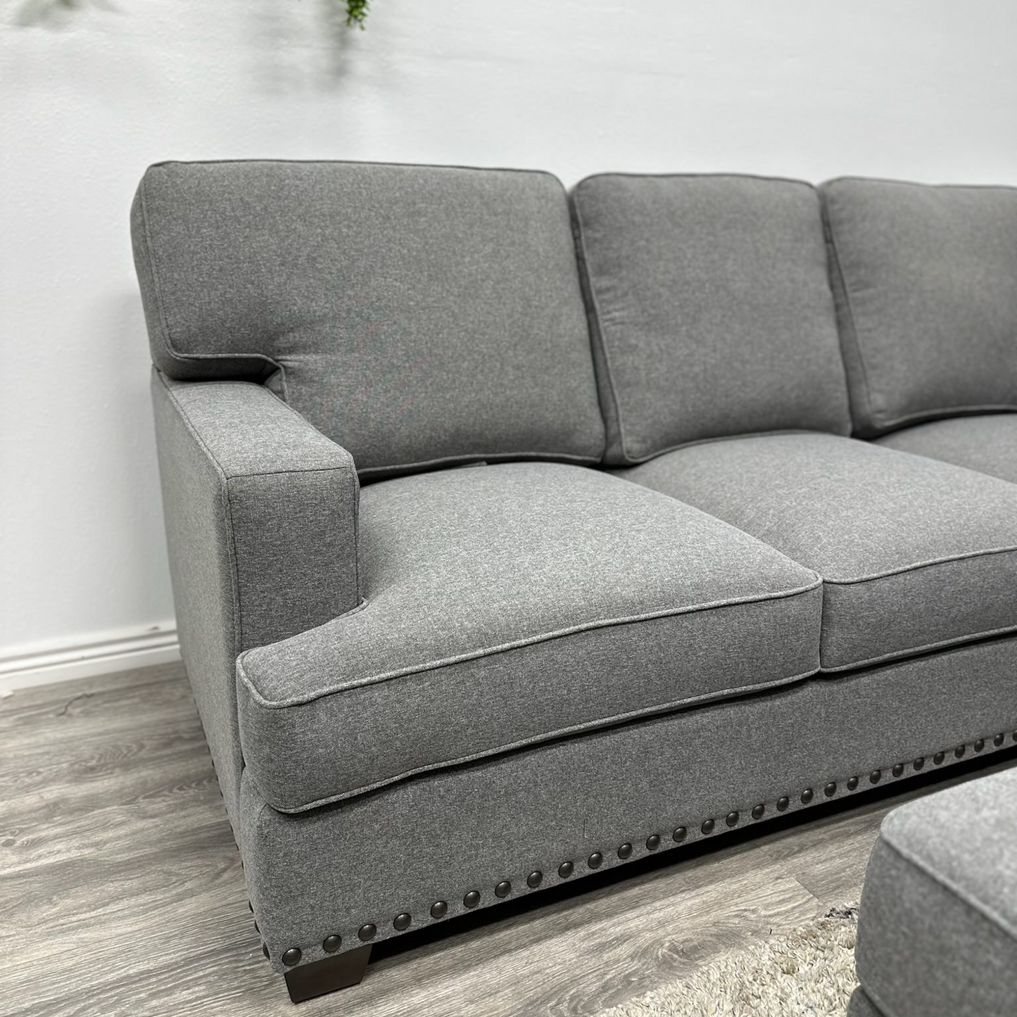 Grey Sectional Couch Thomasvile - Free Delivery