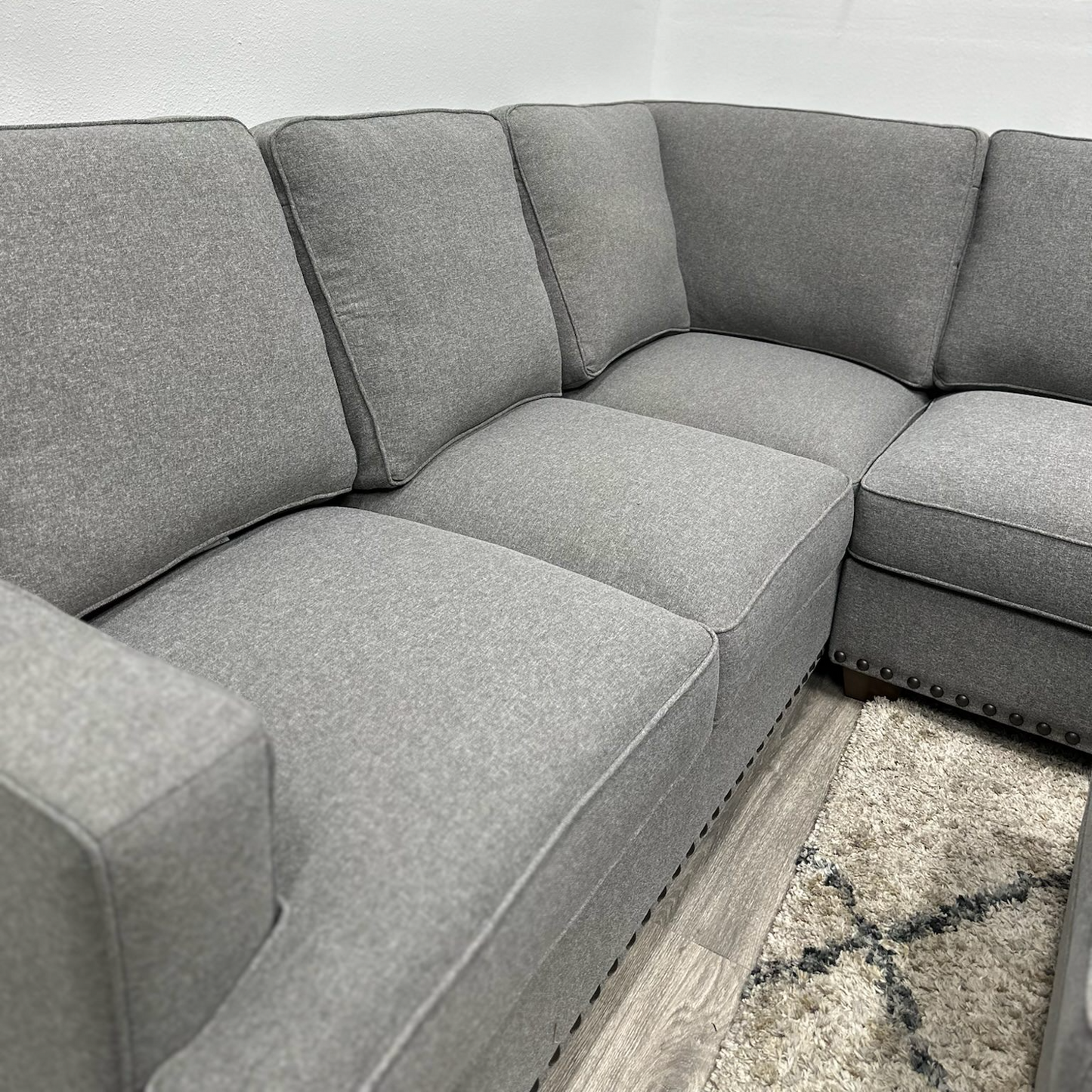 Grey Sectional Couch Thomasvile - Free Delivery