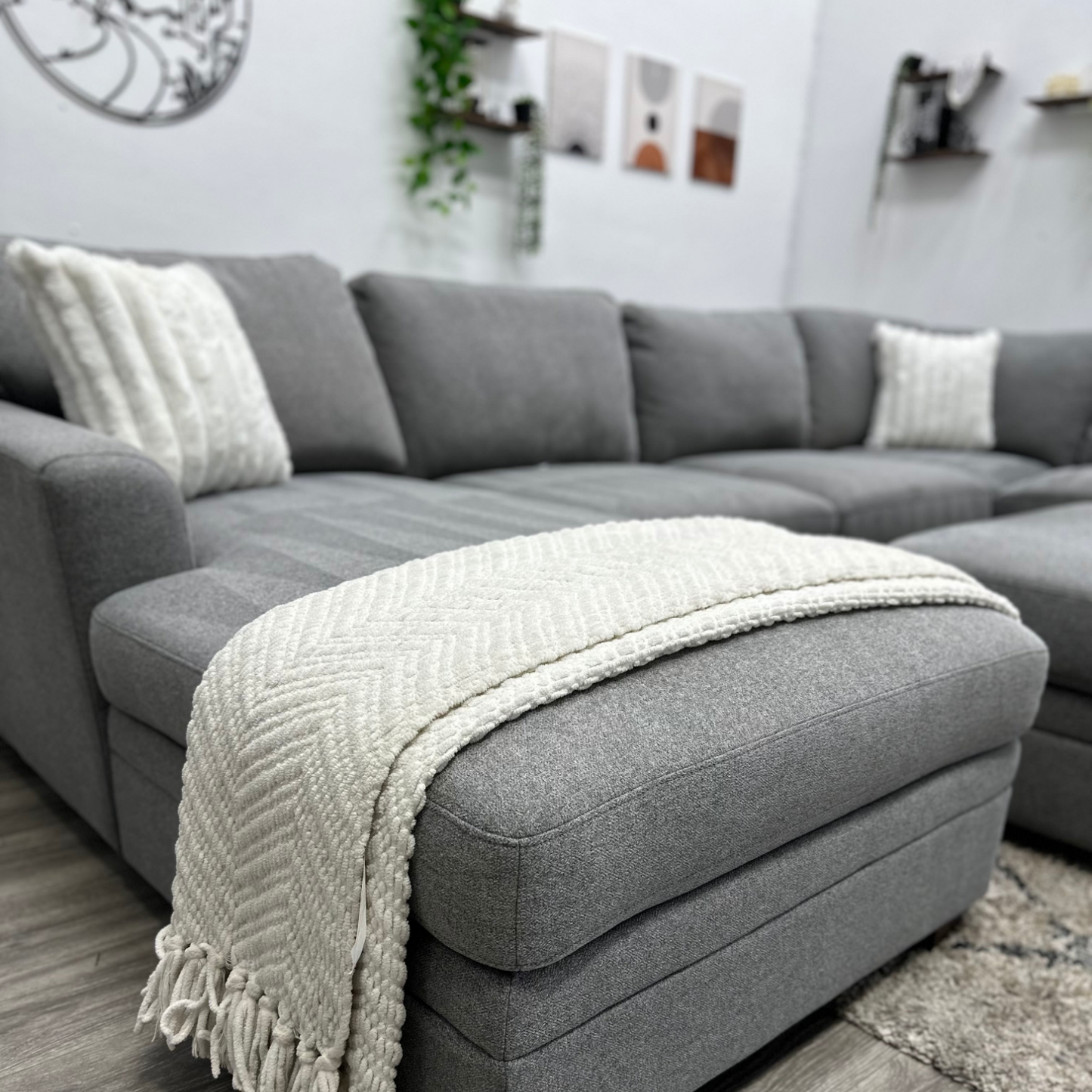 Thomasville Sectional Couch - Free Delivery