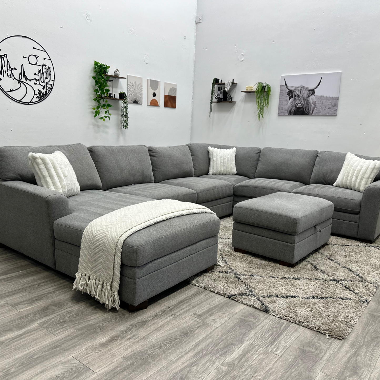 Thomasville Sectional Couch - Free Delivery