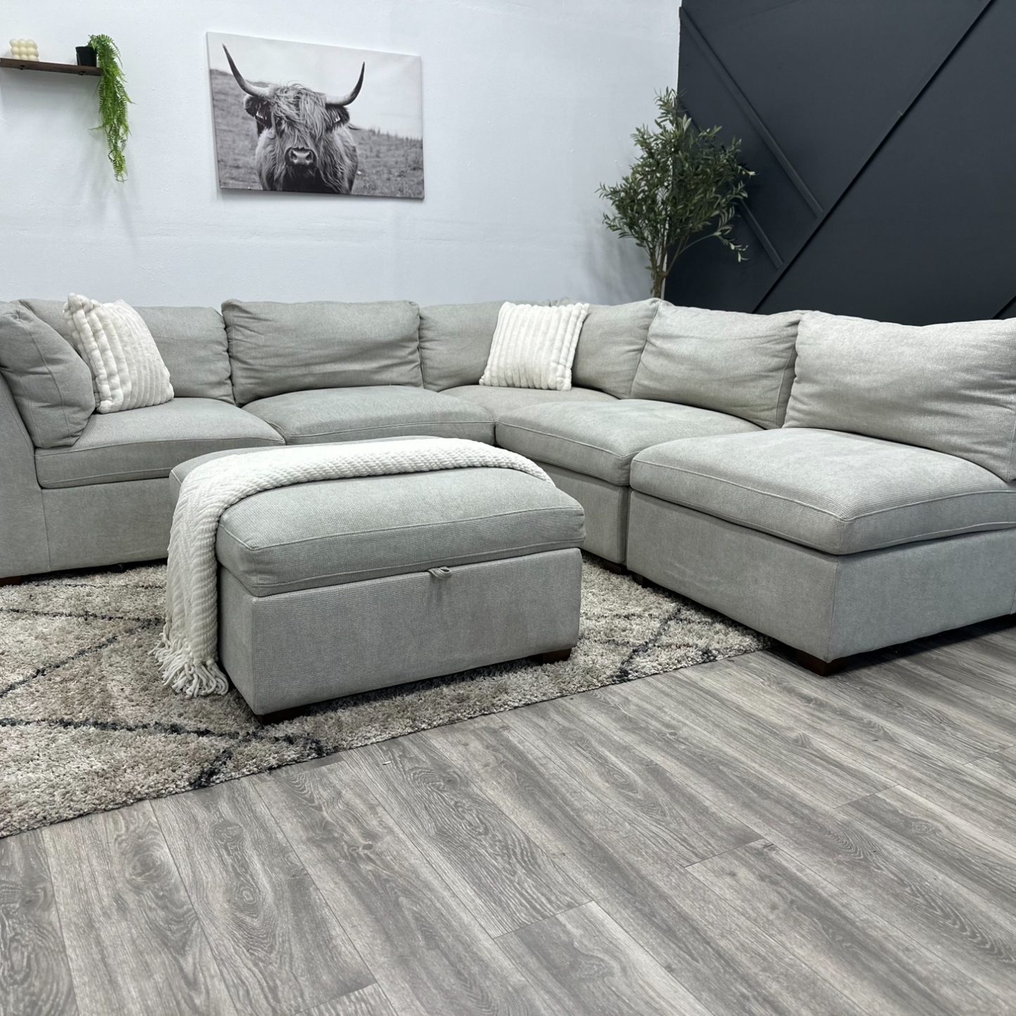 Modular Sectional Couch - Free Delivery