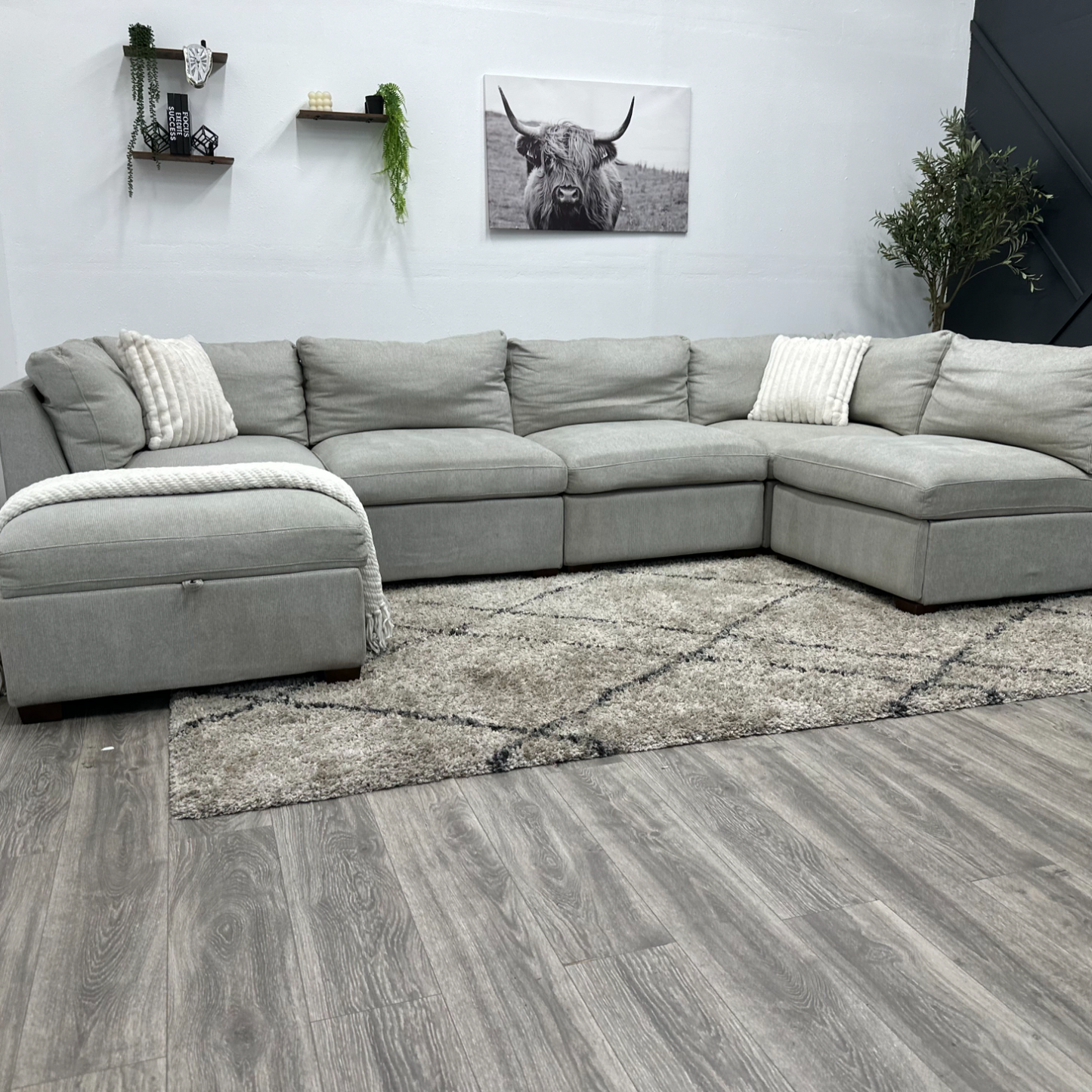 Modular Sectional Couch - Free Delivery